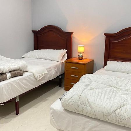 Suite Bahia Seville Luaran gambar